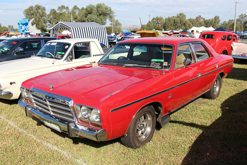 Illustration for article titled Completely random... Aussie Chryslers with Oldsmobile wheels?